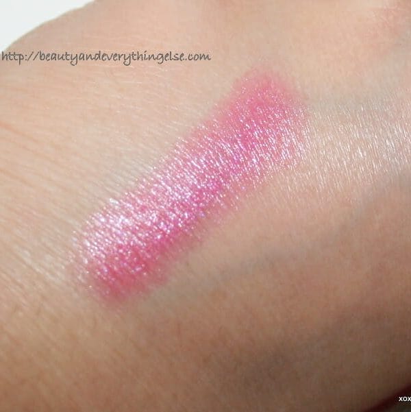Revlon Carnation (025) ColorBurst Lipstick Revlon Carnation (025) ColorBurst Lipstick