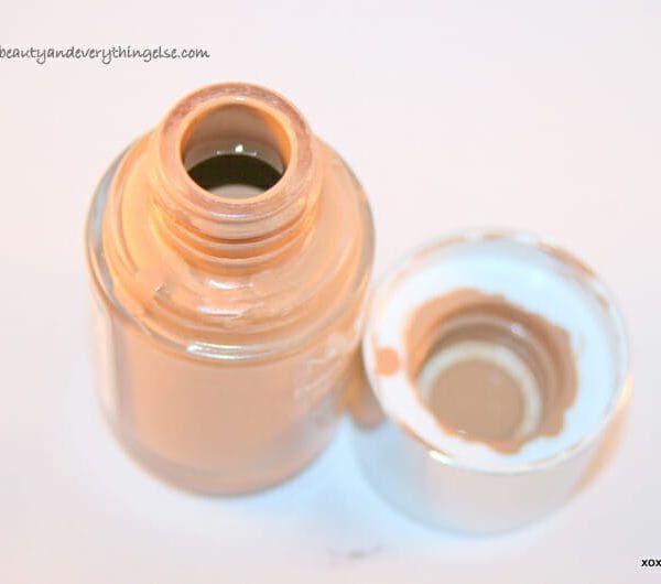 Neutrogena Healthy Skin Liquid Makeup Neutrogena Healthy Skin Liquid Makeup