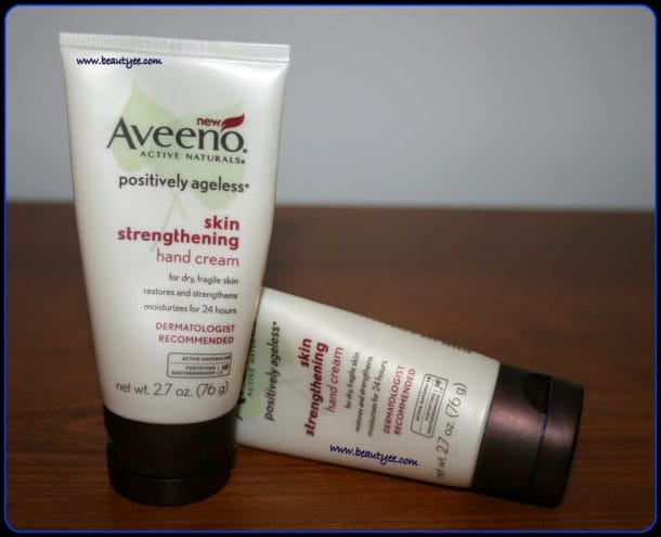 Aveeno Positively Ageless Skin Strengthening Hand Cream review, swatches!