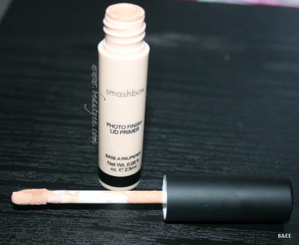 Review :Smashbox Photo Finish Lid Primer.