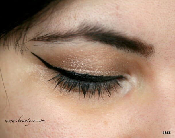 Stila Stay All Day Liquid Eyeliner Pen Review