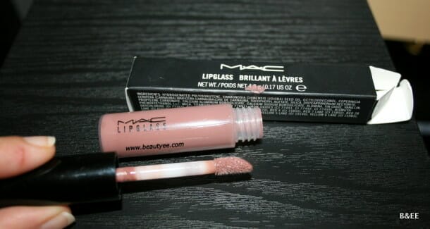 MAC LIPGLASS IN SPITE
