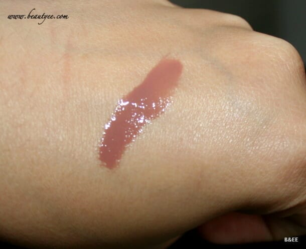 MAC LIPGLASS IN SPITE