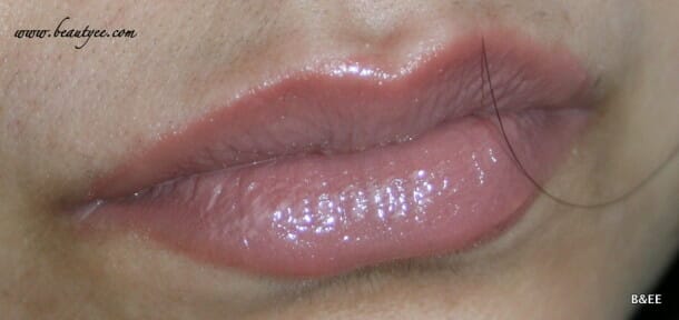 MAC LIPGLASS IN SPITE