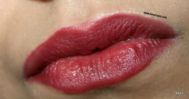 Strawberry red lips