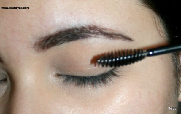ANASTASIA Beverly Hills Clear Brow Gel review.